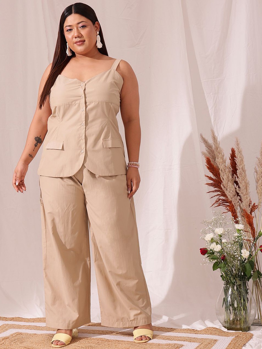 

CURVY STREET Plus Size Shoulder Straps Pure Cotton Top With Trousers, Beige