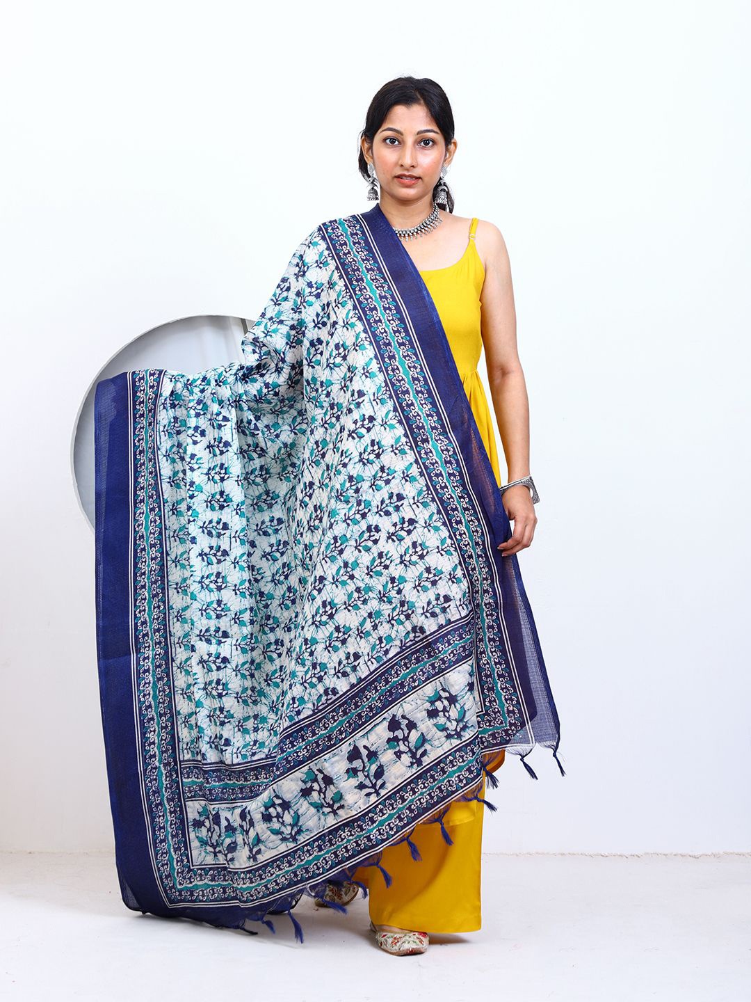 

DEEBACO Printed Dupatta, Blue