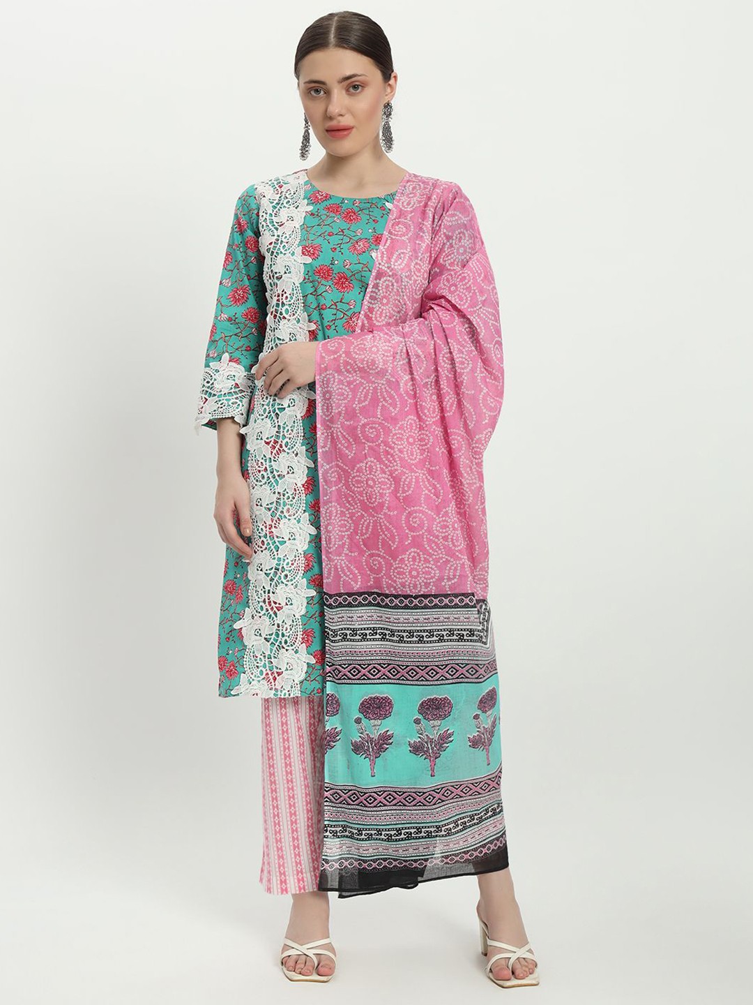 

FABNEST Floral Printed Lace detail Pure Cotton Straight Kurta With Trousers & Dupatta, Green