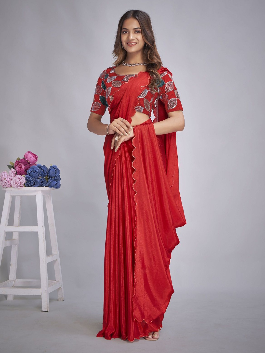 

JULEE Embroidered Pure Chiffon Saree, Red