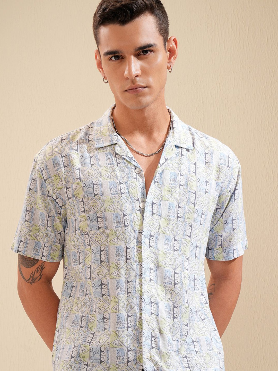 

Highlander Men Printed Cuban Collar Relaxed Shirt, Lime green
