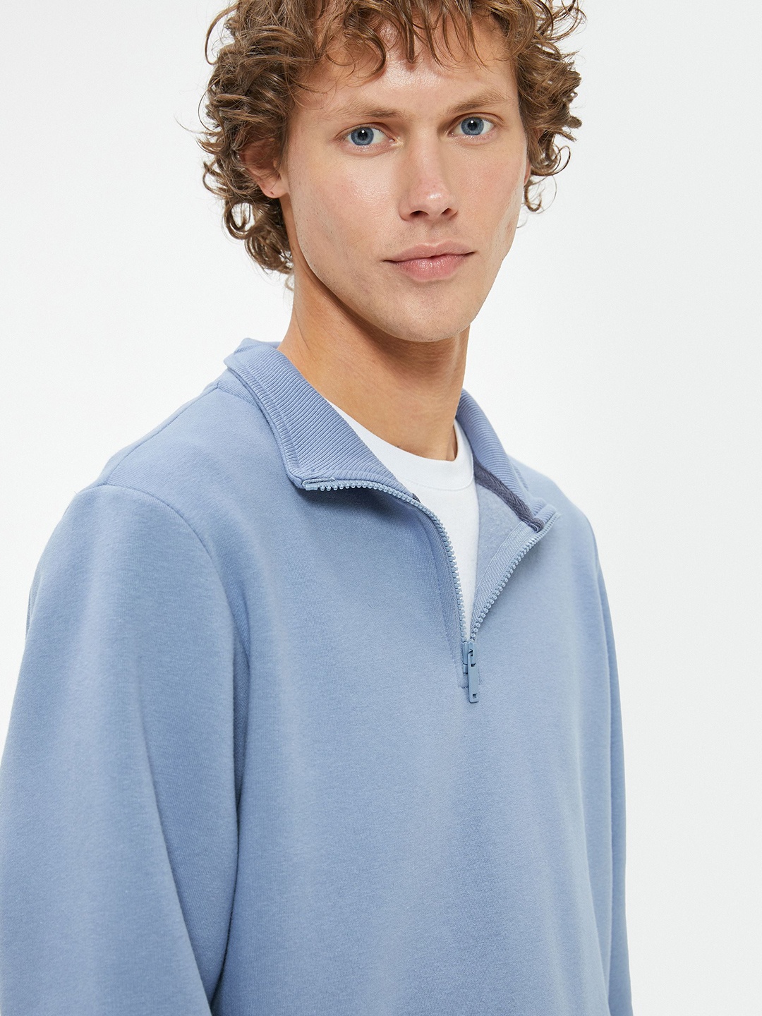 

Koton Men Sweatshirt, Blue