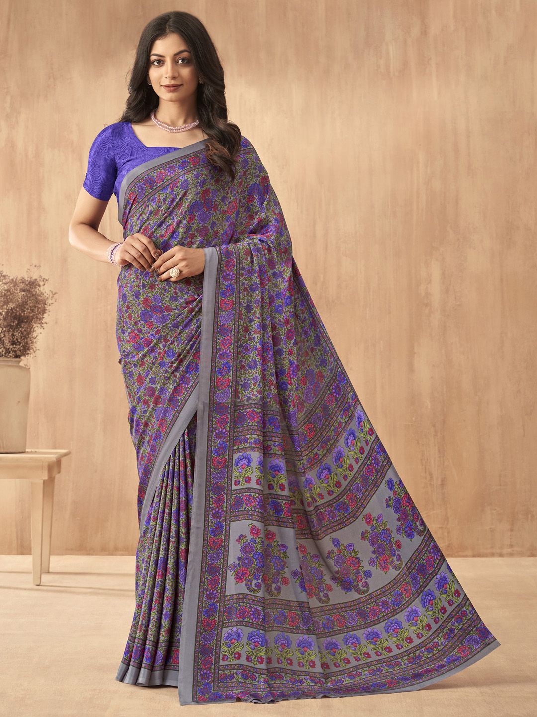 

Mitera Floral Poly Crepe Bagru Saree, Grey