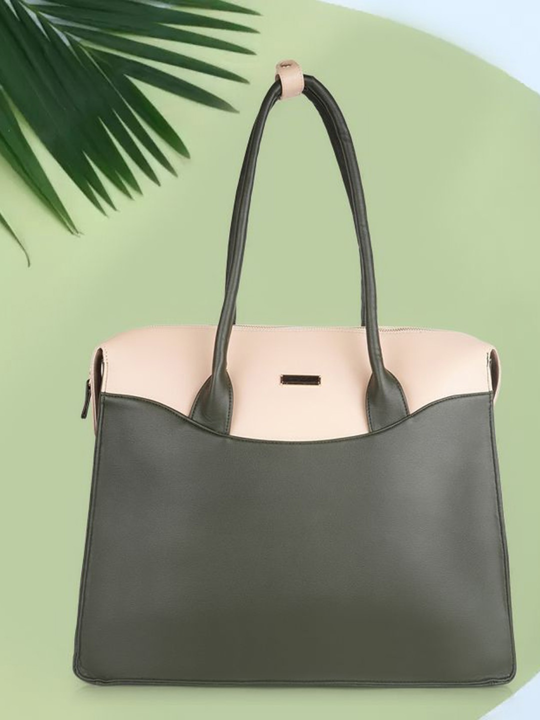 

PARSLEY Colourblocked Structured Handheld Bag with Bow Detail, Green