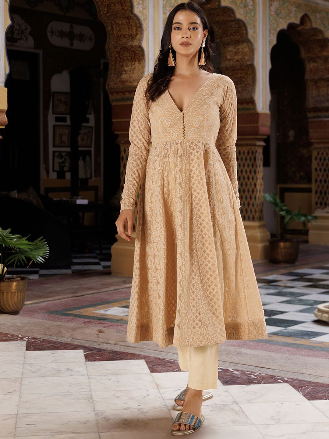 

Ragavi Paisley Embroidered Regular Chikankari Kurta with Trousers & With Dupatta, Beige