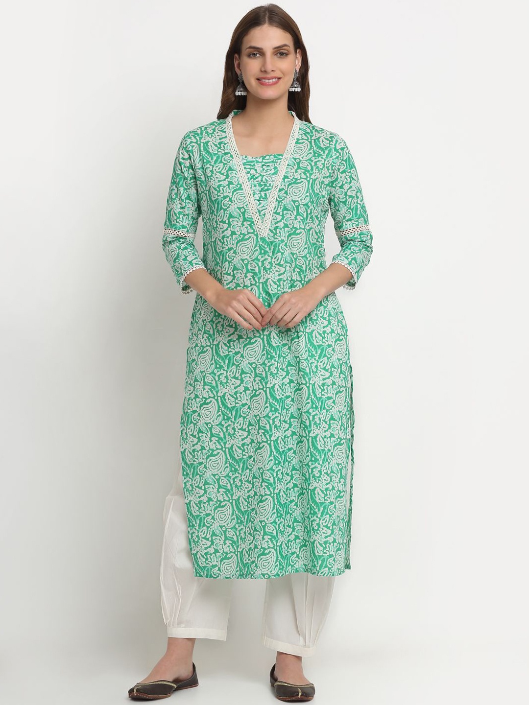 

KALINI Paisley Printed V Neck Gotta Patti Cotton Straight Kurta, Green