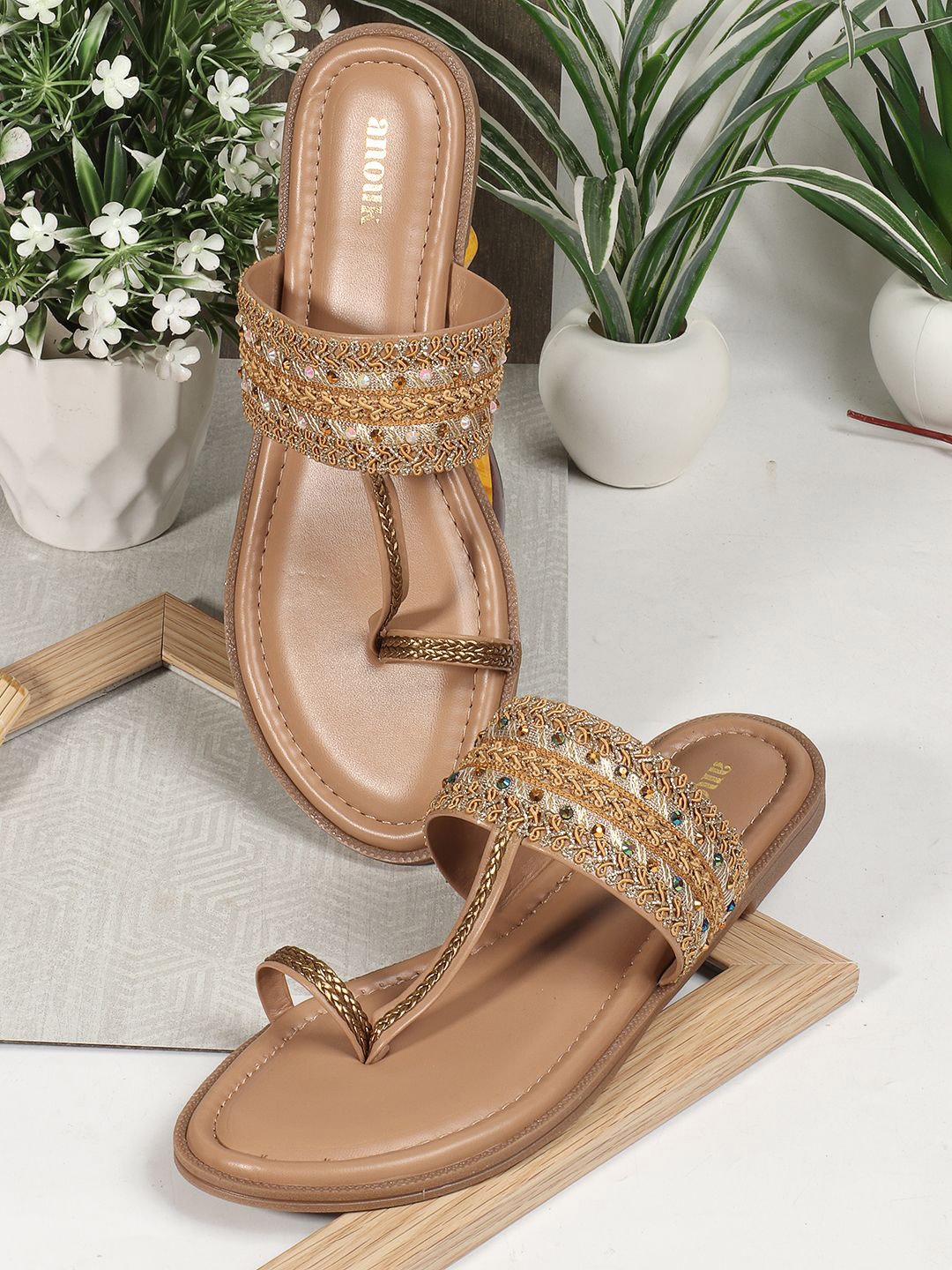 

Anouk Ethnic - Embellished One Toe Flats, Beige