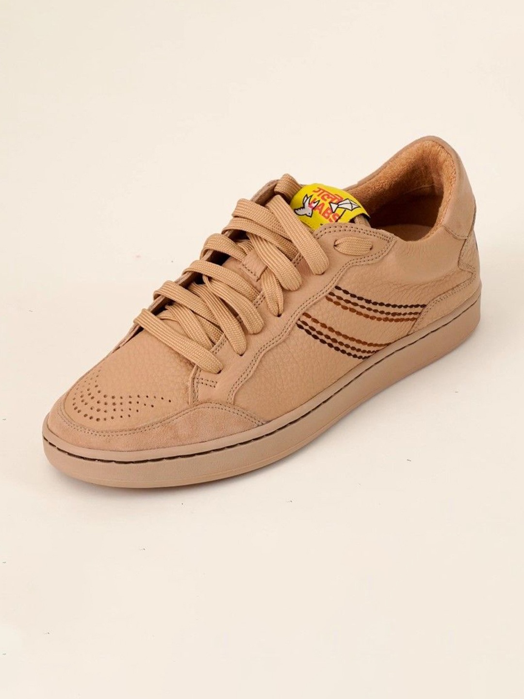 

GULLY LABS Men Perforations Leather Derbys, Beige