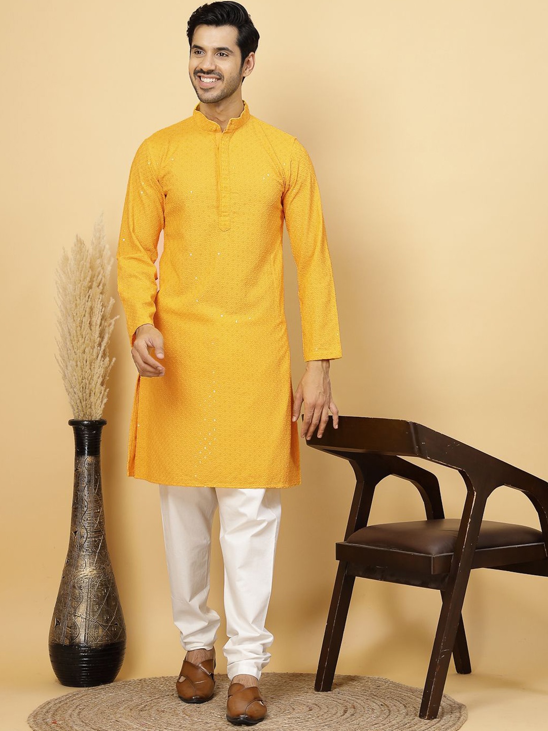 

FABINALIV Ethnic Motifs Embroidered Sequined Pure Cotton Kurta, Yellow