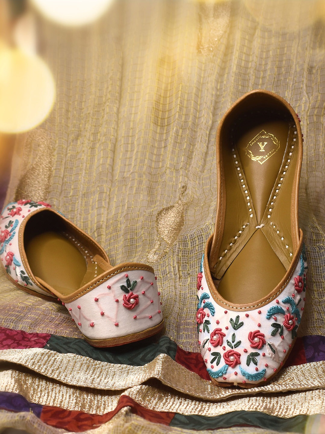 

YASSIO Embellished Round Toe Basira Jutti Mojaris, White