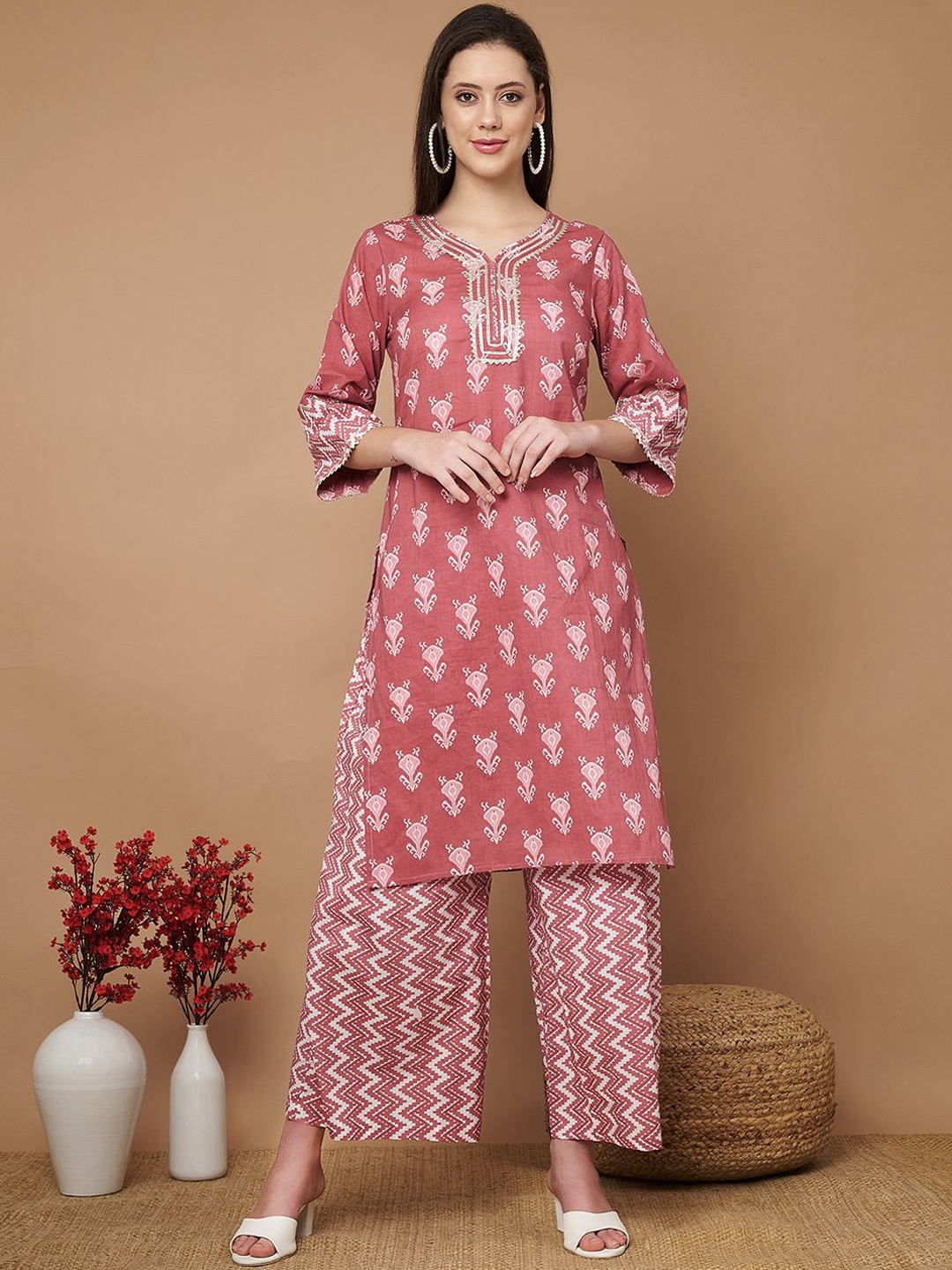 

FABRIC FITOOR Floral Printed V-Neck Gotta Patti Pure Cotton Kurta with Palazzos, Rose