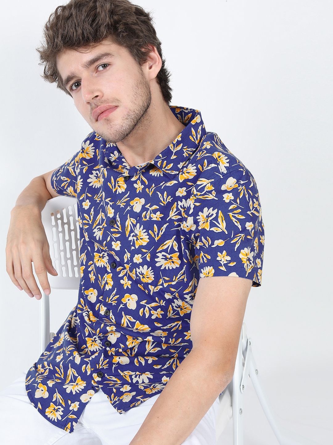 

HIGHLANDER Men Slim Fit Floral Opaque Printed Casual Shirt, Blue