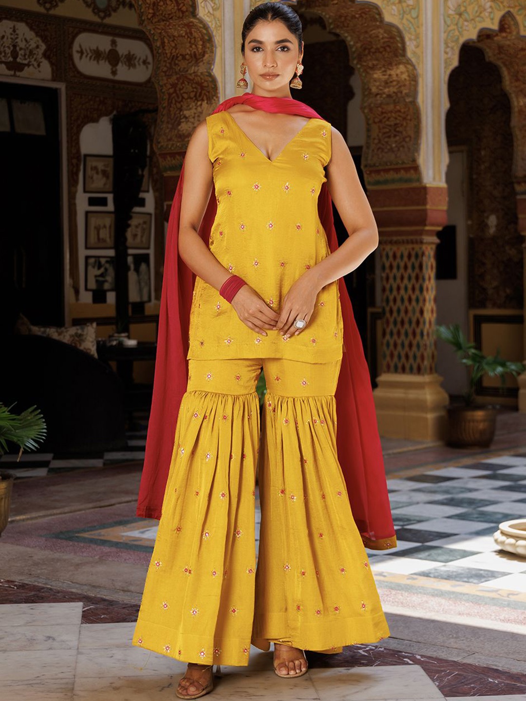 

Ragavi Ethnic Motifs Embroidered Regular Mirror Work Kurti With Sharara & Dupatta, Yellow