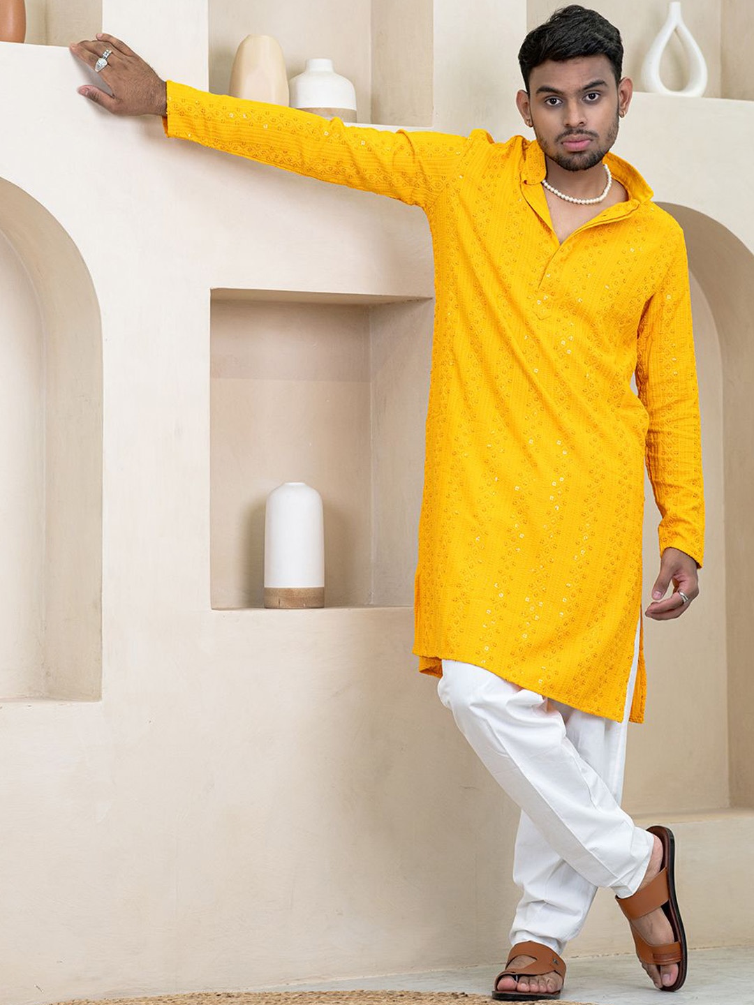 

Tistabene Geometric Embroidered Mandarin Collar Sequinned Cotton Kurta, Yellow
