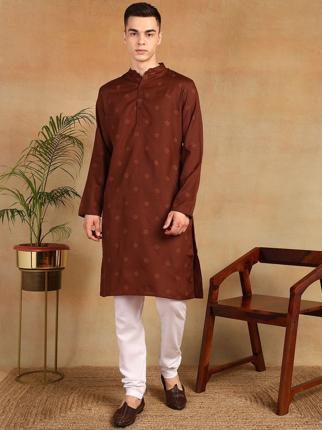 

Anouk Rust Brown Floral Printed Mandarin Collar Straight Kurta