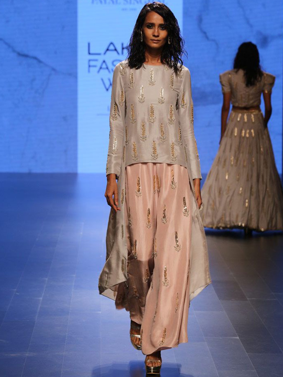 

Payal Singhal Ethnic Motifs Embroidered Boat Neck Beads and Stones Kurta with Palazzos, Grey
