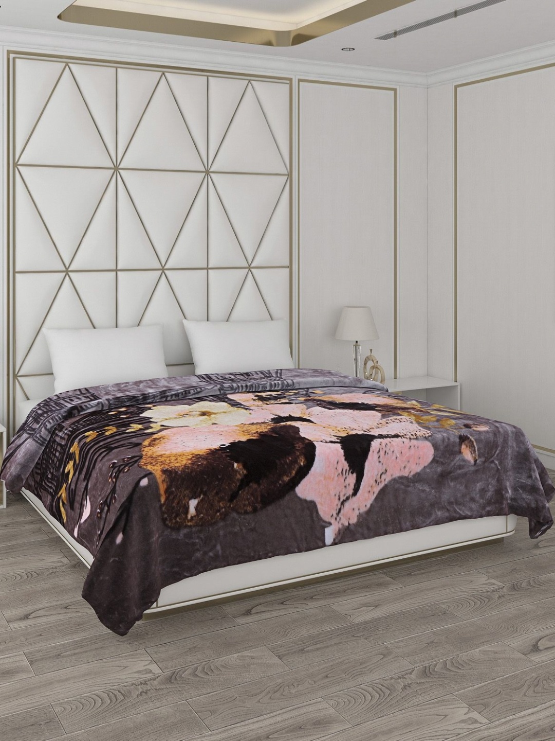 

Monte Carlo Grey & Brown Floral Mild Winter 600 GSM Double Bed Blanket