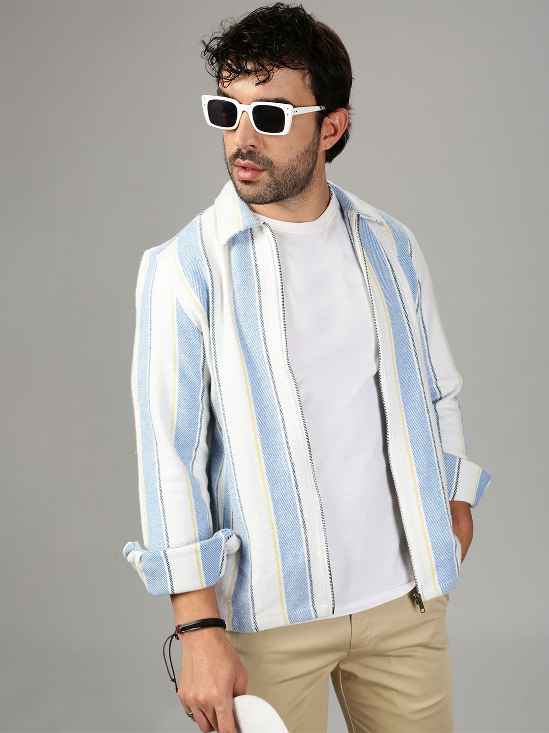 

British Club Men Smart Spread Collar Striped Polycotton Casual Shirt, Blue