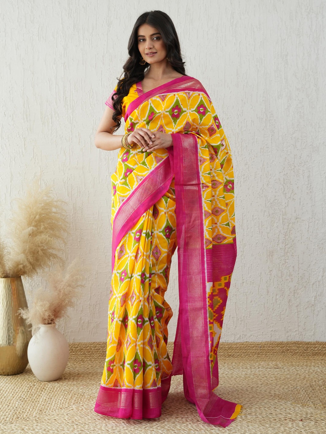 

Dori Saree, Yellow
