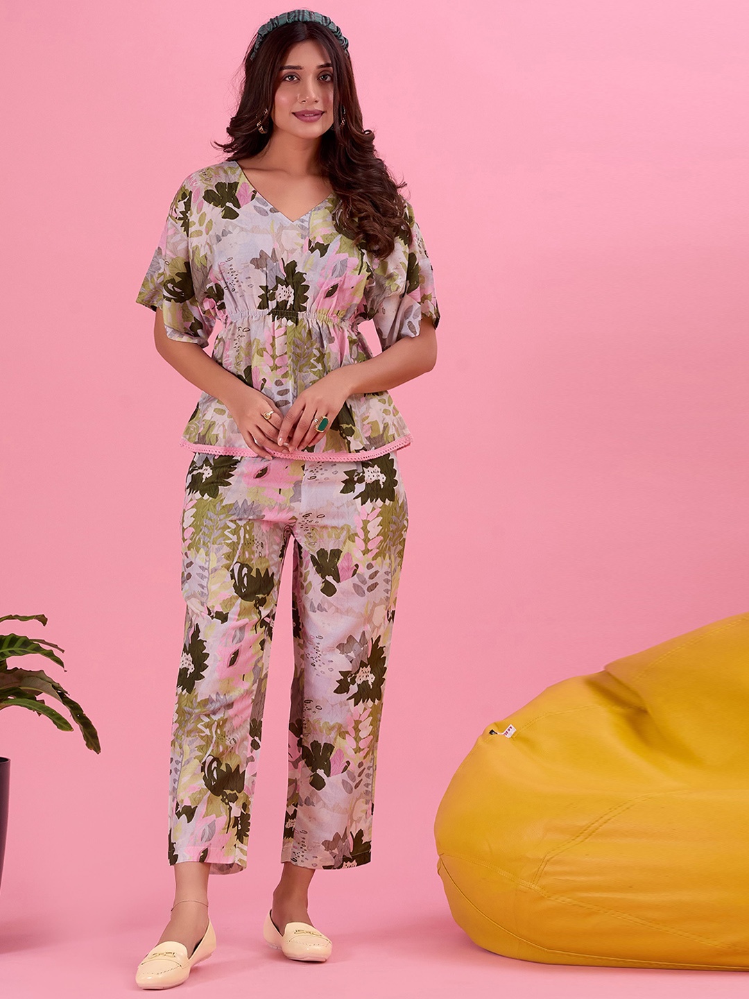 

Amarasha Floral Printed Top & Trouser, Grey