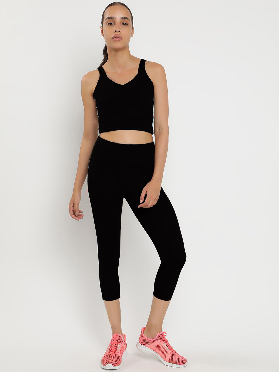 

Wearjukebox V Neck Sleeveless Top With Tights, Black