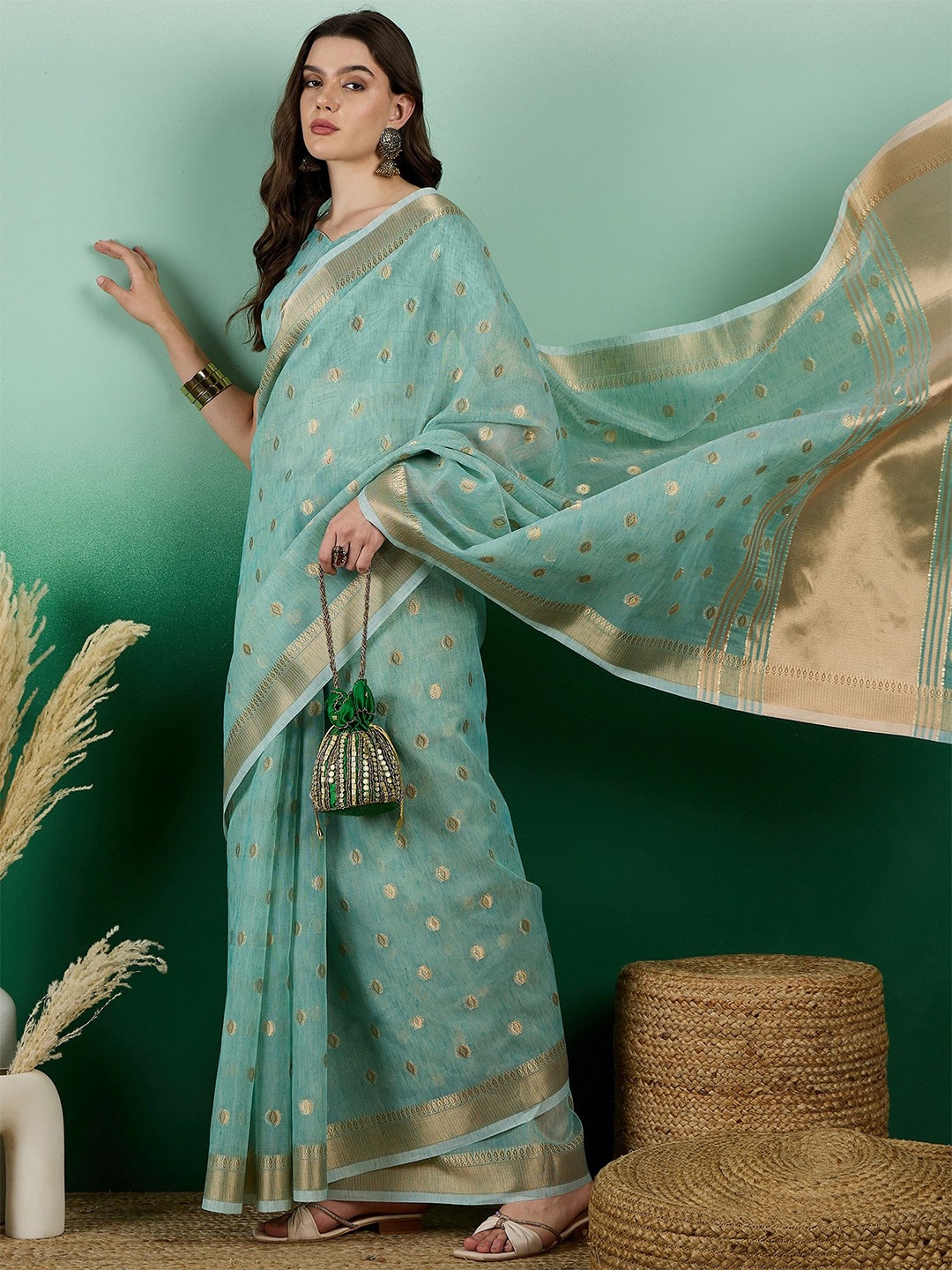 

SHADOW & SAINING Woven Design Banarasi Organza Zari Saree, Blue