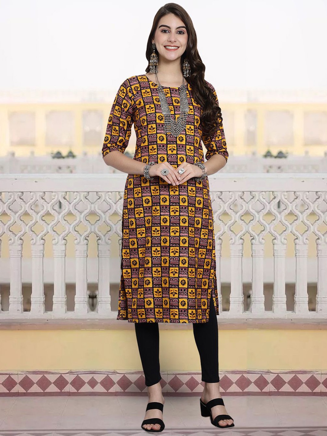 

7Threads Ethnic Motifs Printed Round Neck Crepe Straight Kurta, Yellow