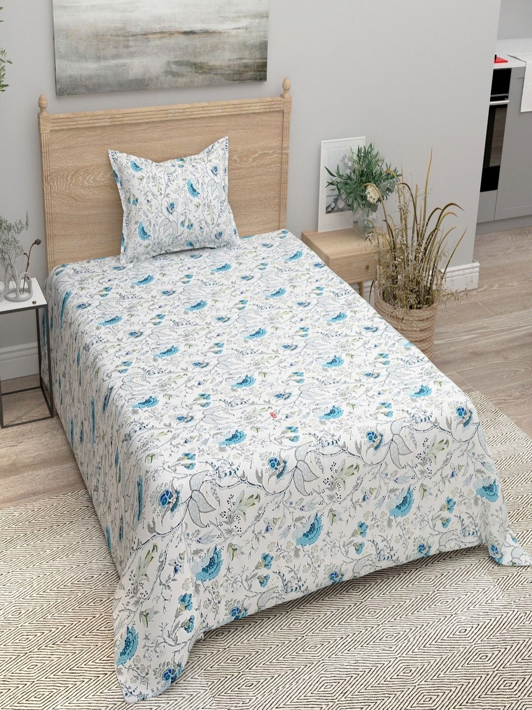 

Bombay Spreads White & Blue Floral 144 TC Pure Cotton Single Bedsheet with 1 Pillow Covers