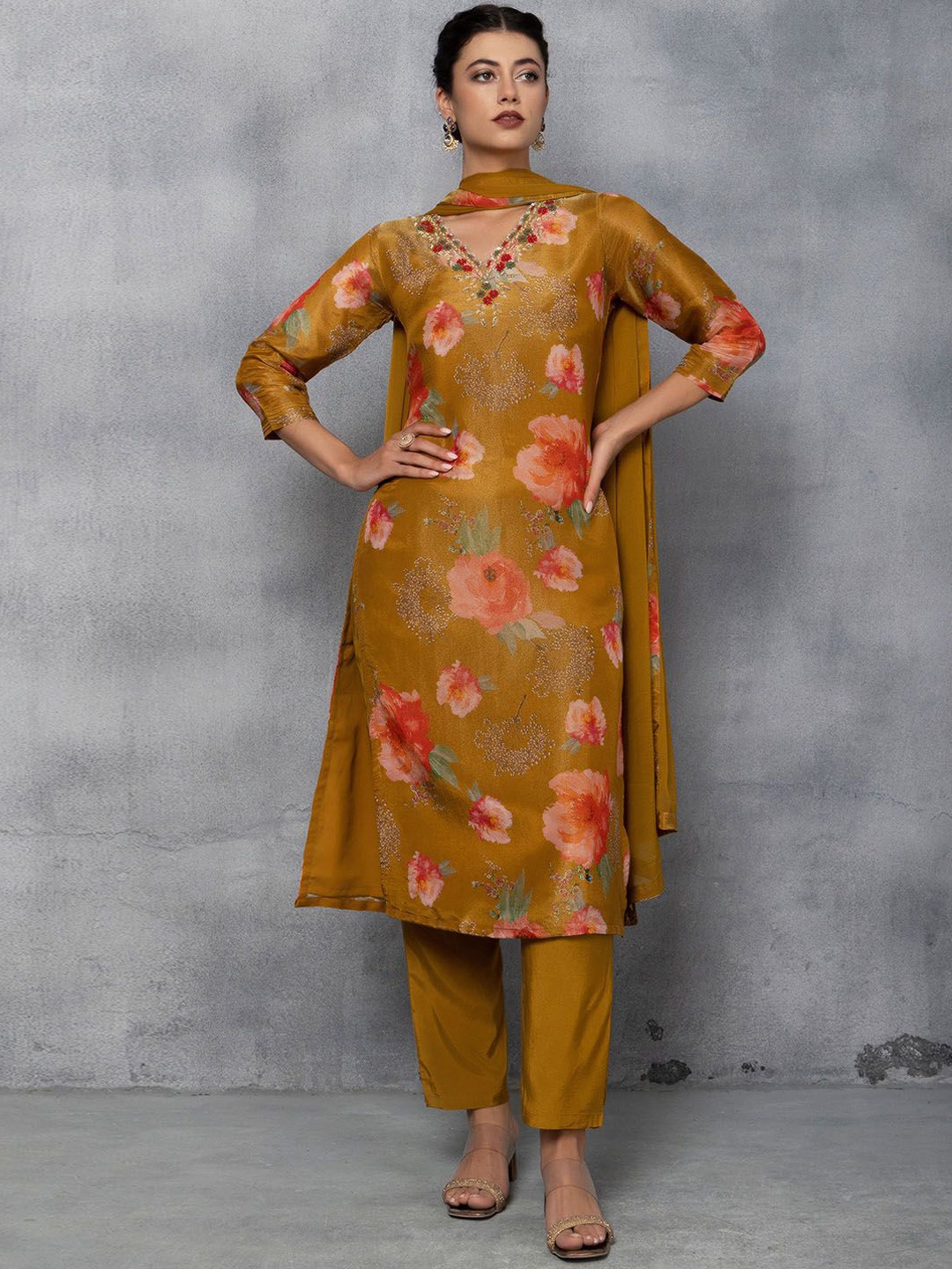

Rang by Indya Women Floral Printed Regular Kurta with Trousers & With Dupatta, Yellow