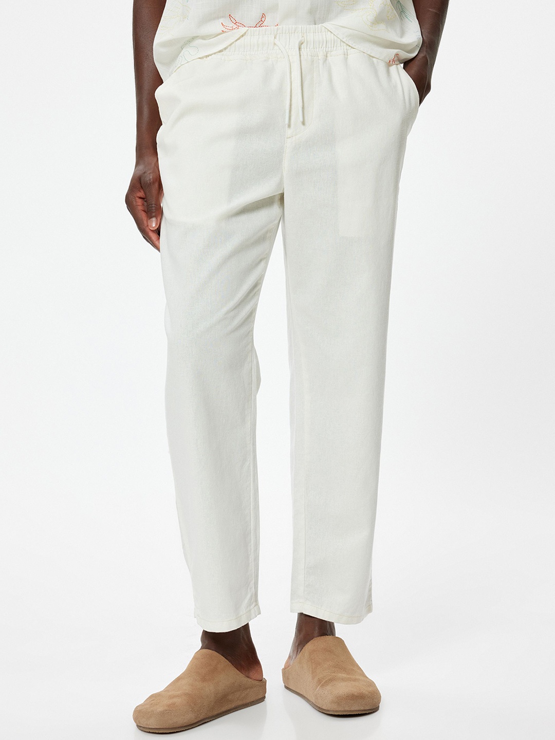 

Koton Men Mid-Rise Trousers, White