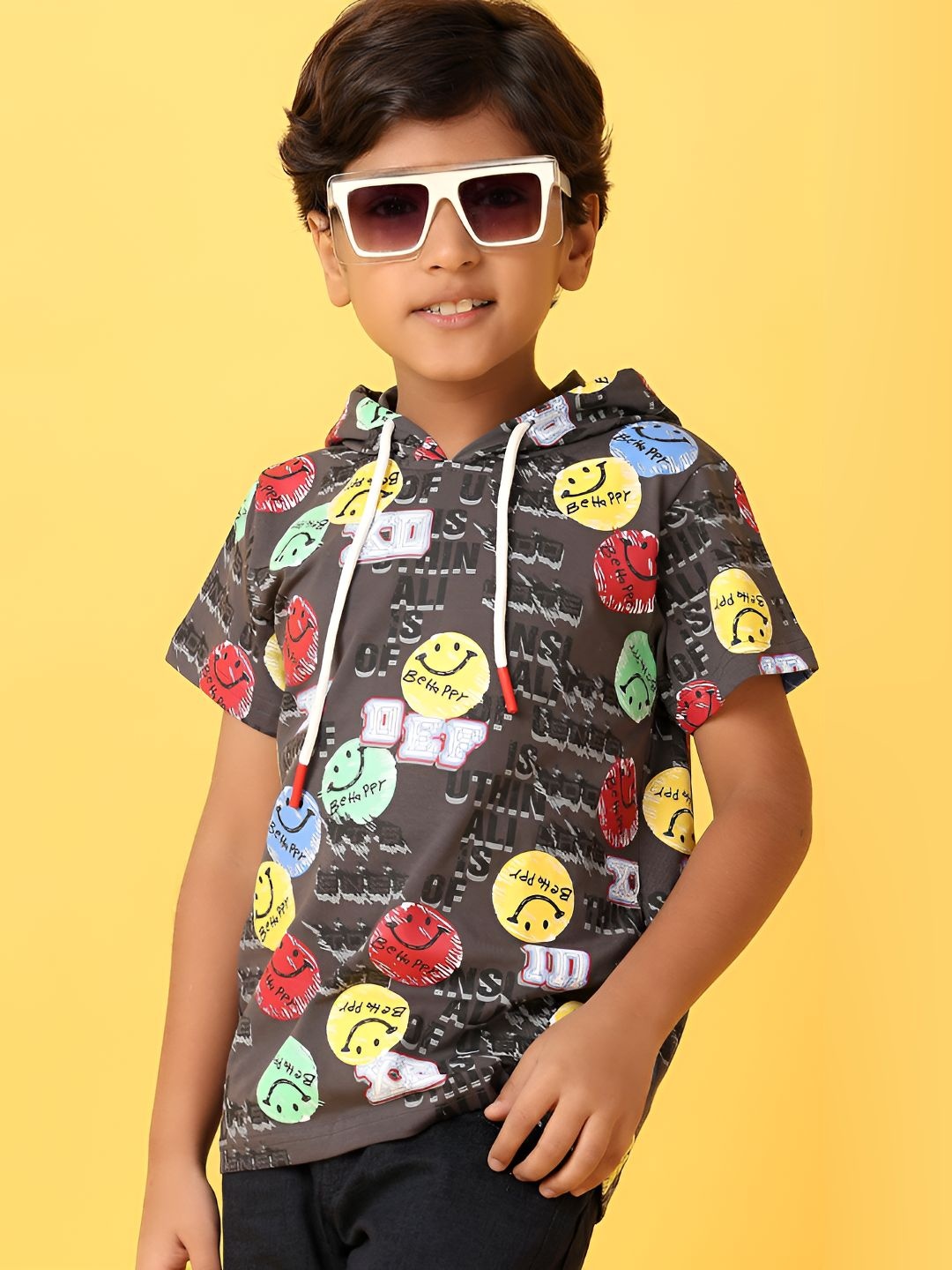 

V-Mart Boys Abstract Printed Hooded Cotton T-Shirt, Charcoal