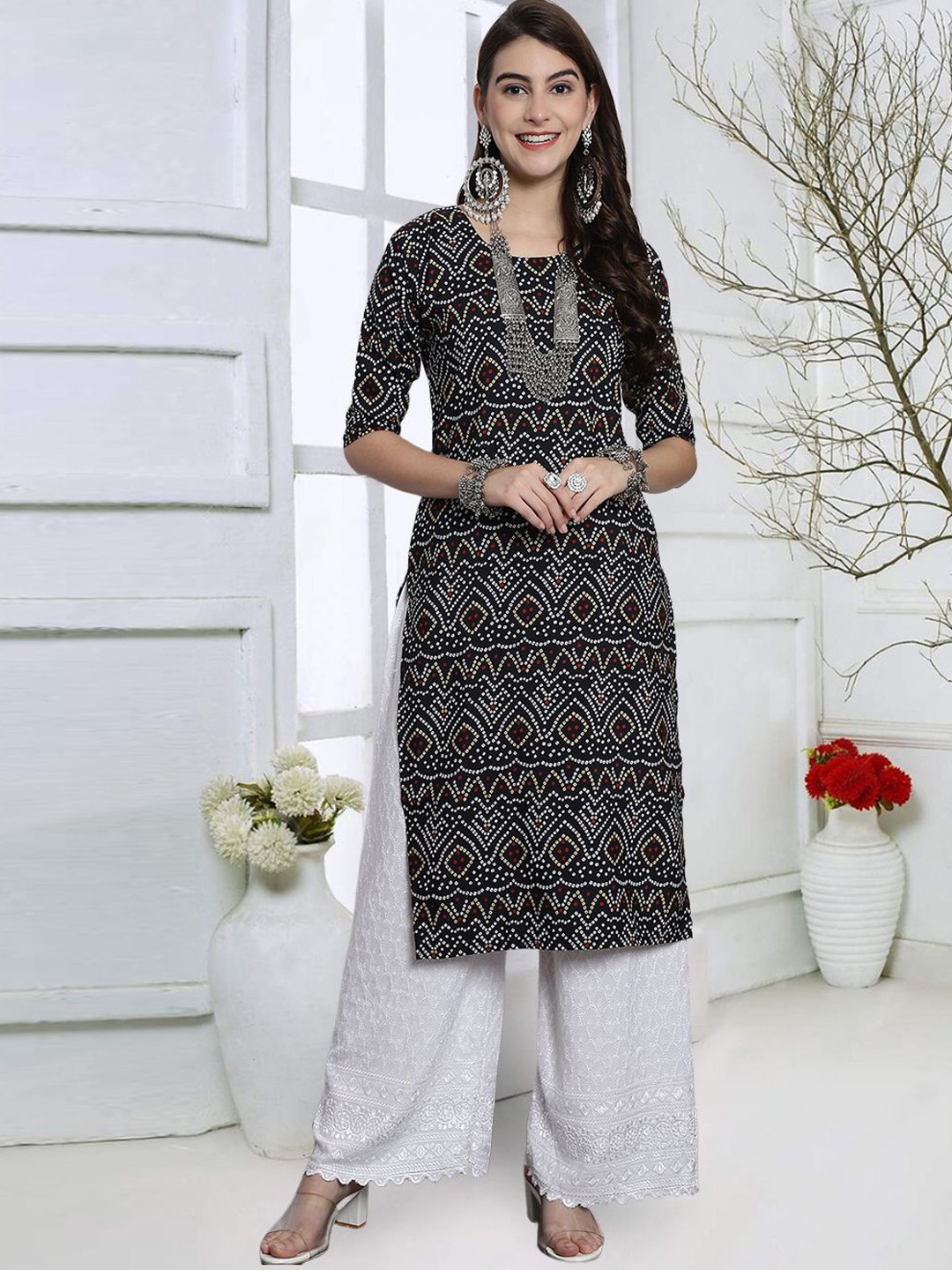 

7Threads Bandhani Printed Round Neck Straight Kurta, Black