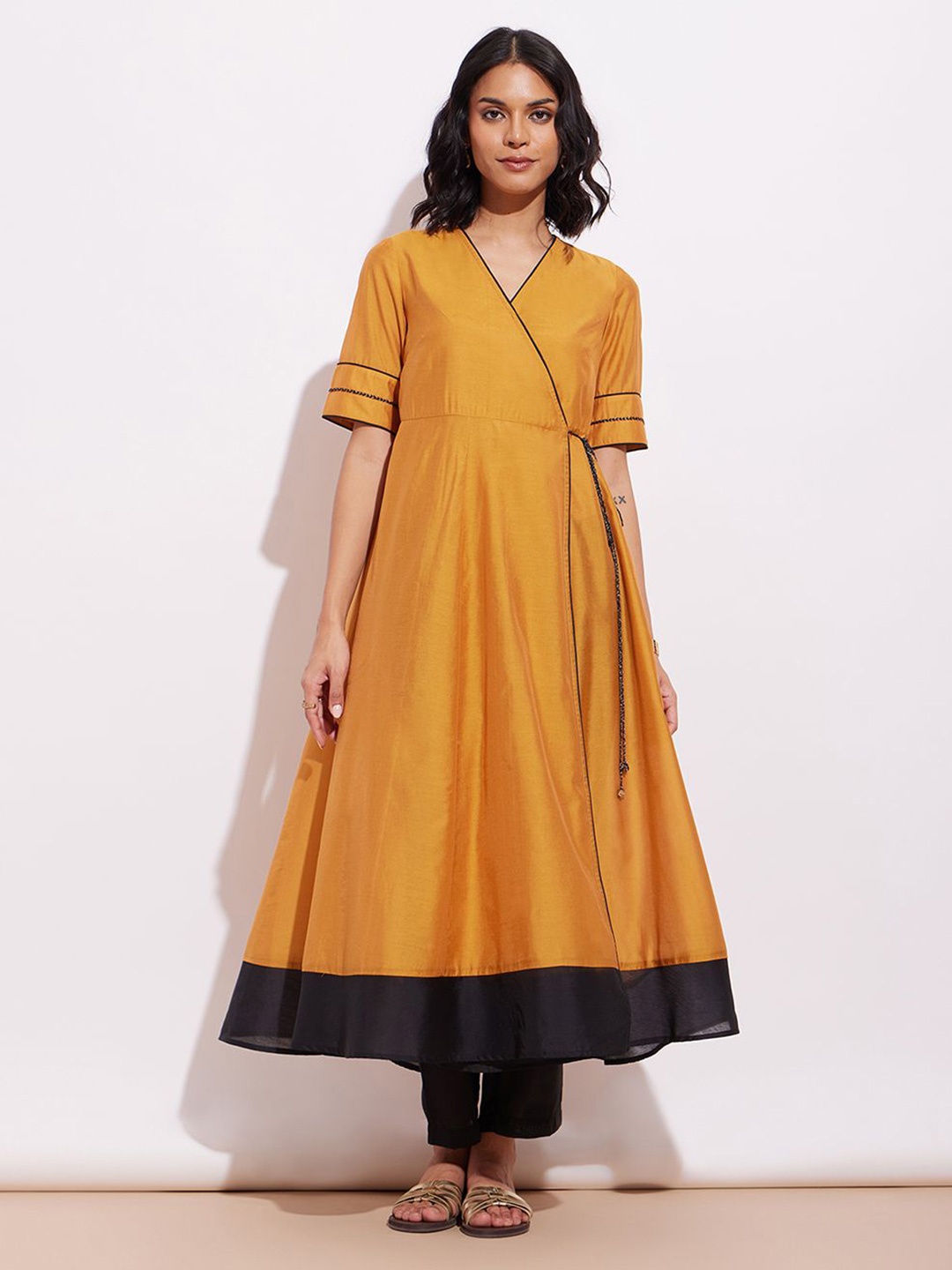 

Pink Fort V-Neck Angrakha A-Line Kurta with Trousers, Mustard