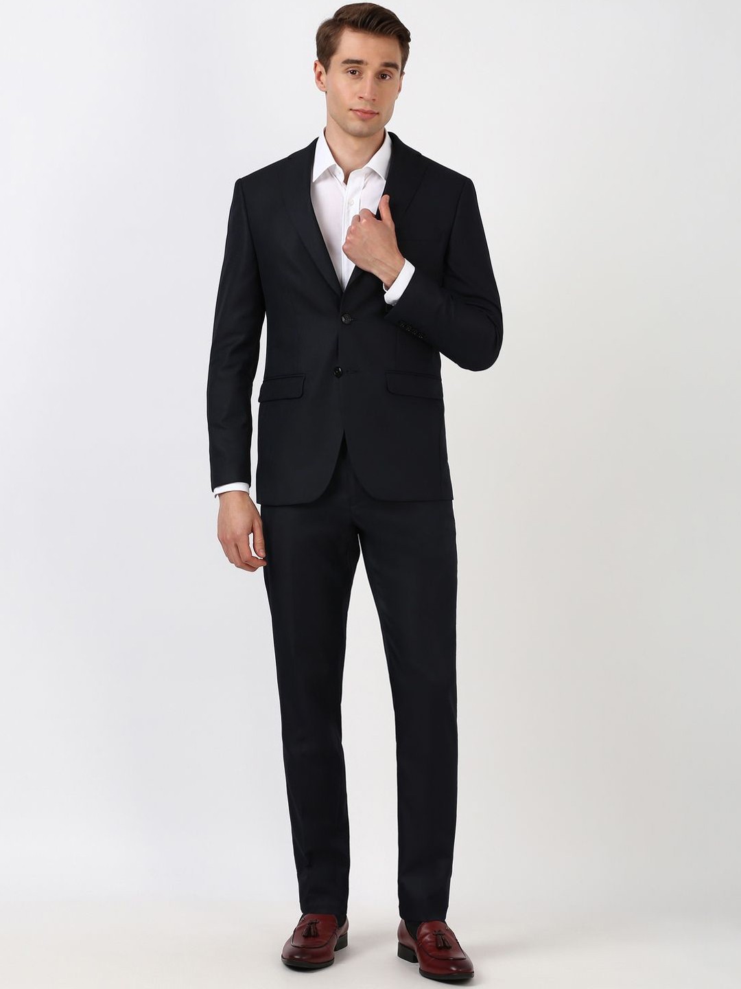 

Peter England Elite Slim-Fit Single-Breasted Two-Piece Formal Suit, Black