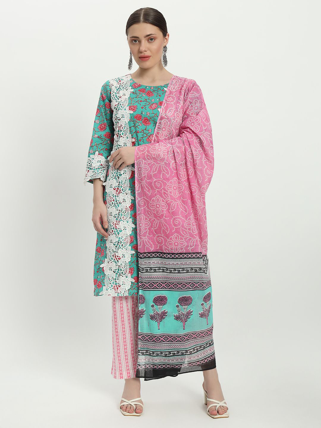 

FABNEST Floral Printed Straight Thread Work Pure Cotton Kurta with Trousers & Dupatta, Green