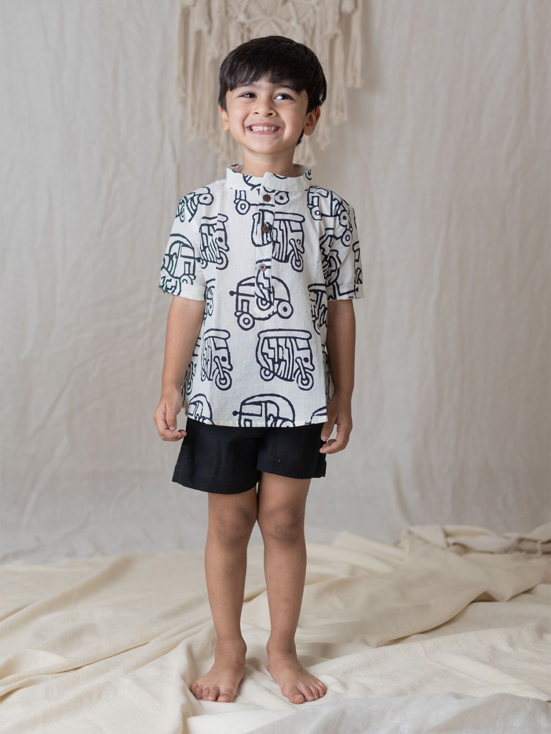

Klingaru Boys Printed Pure Cotton Top with Shorts, White