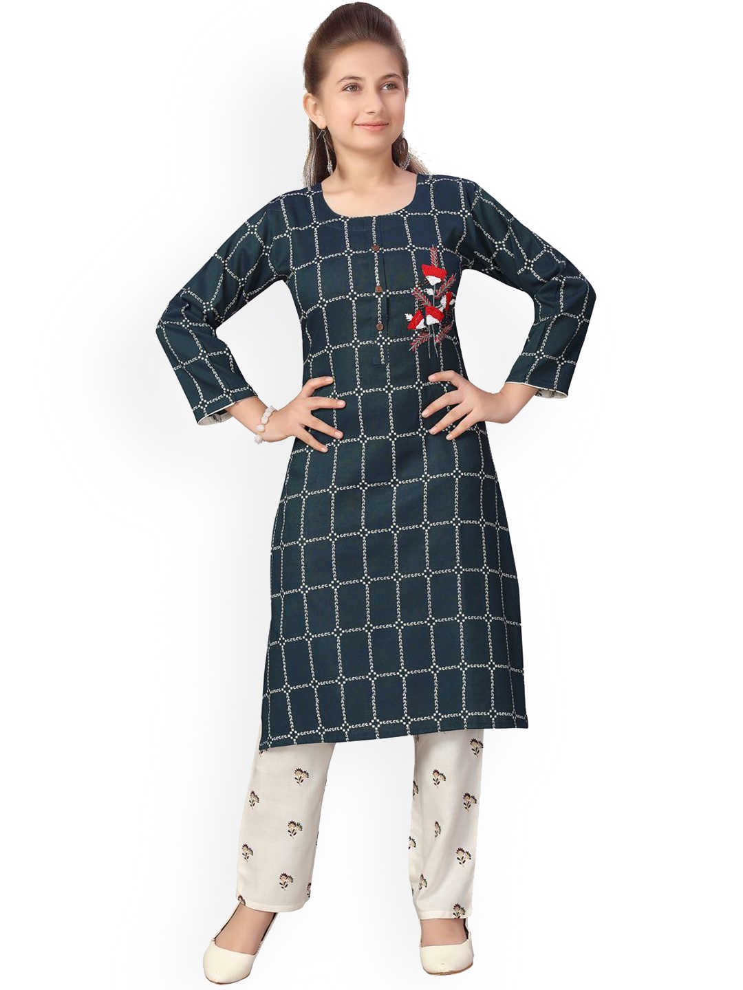 

BAESD Girls Geometric Printed Regular Pure Cotton Straight Kurta with Trousers, Green