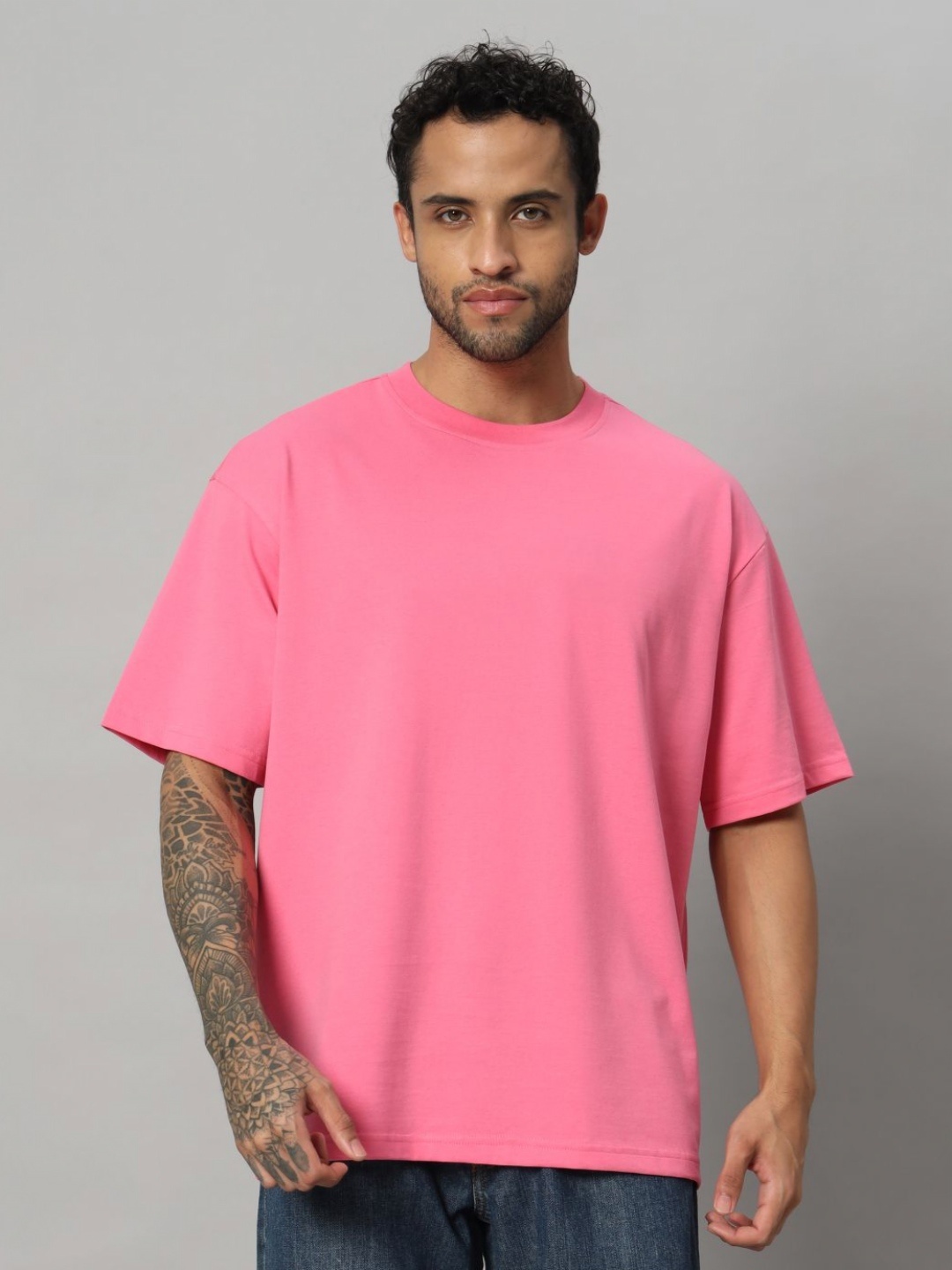 

SWAGNOX Men V-Neck Cut Outs T-shirt, Pink