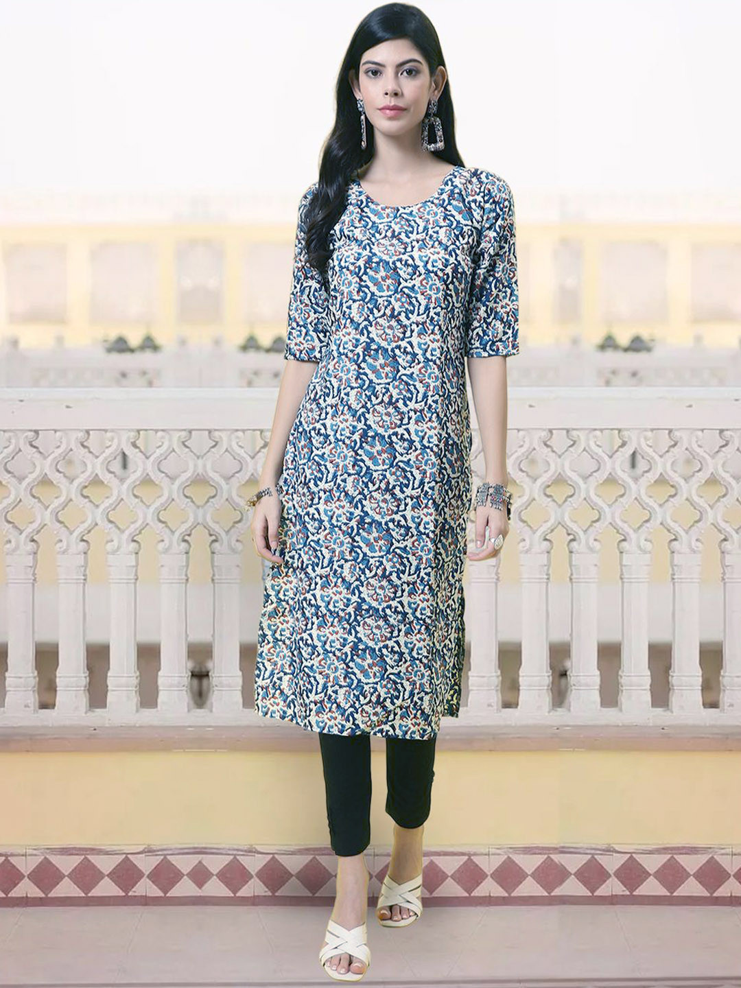 

KALINI Floral Printed Round Neck Straight Kurta, Blue