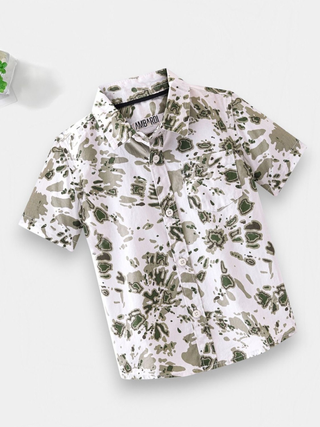 

BAESD Boys Classic Spread Collar Abstract Printed Polycotton Formal Shirt, White