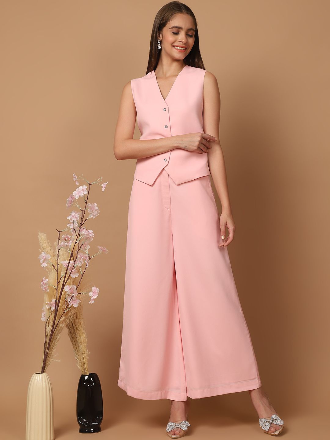 

BLANC9 V-Neck Sleeveless Coat & Trousers, Pink
