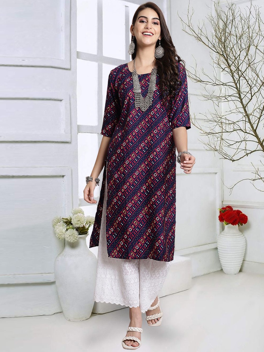 

7Threads Geometric Printed Round Neck Straight Kurta, Blue