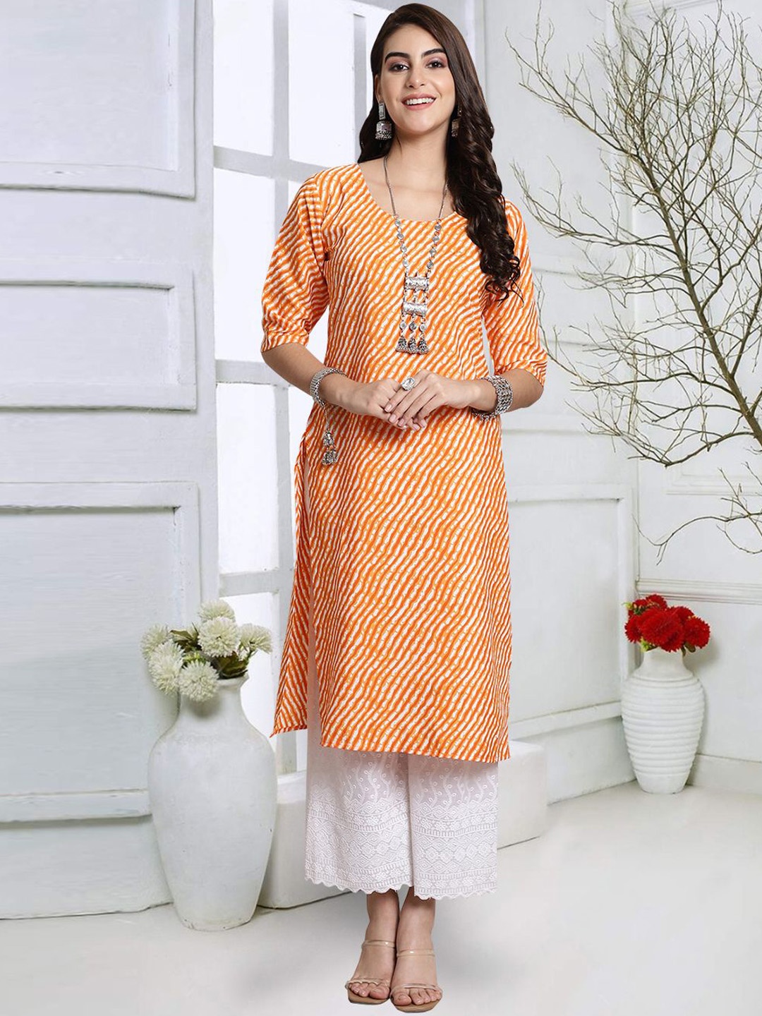 

7Threads Leheriya Printed Round Neck Crepe Straight Kurta, Orange