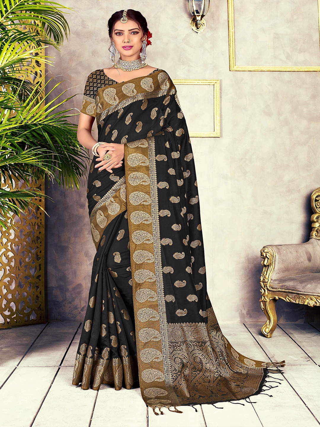 

AWRIYA Woven Design Zari Pure Cotton Chanderi Saree, Black