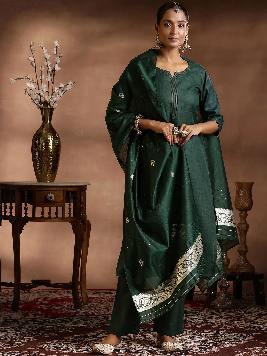 

Libas Straight Kurta with Trousers & Dupatta, Green