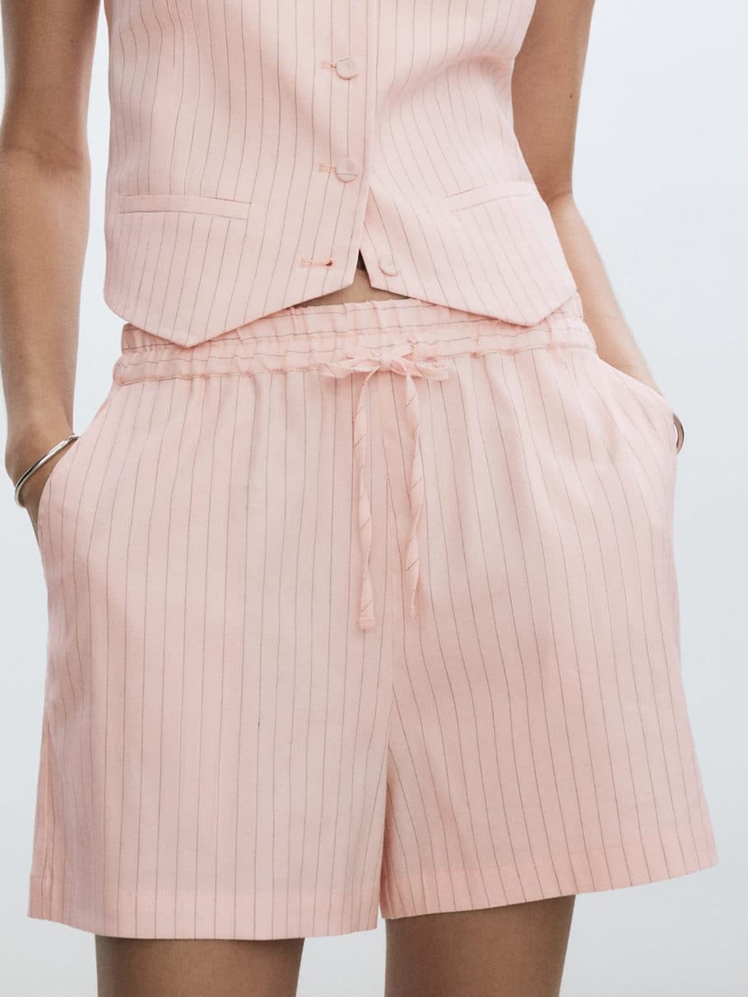 

MANGO Women Striped Linen Blend Shorts, Pink