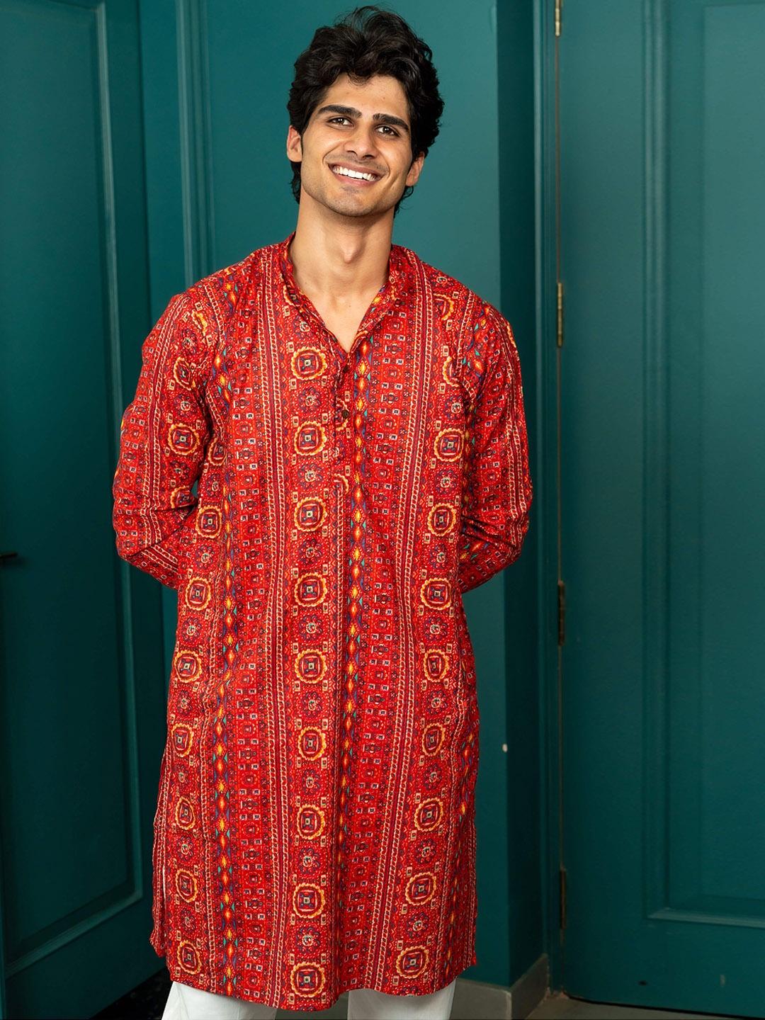 

Shasak Ethnic Motifs Printed Mandarin Collar Cotton Straight Kurta, Orange