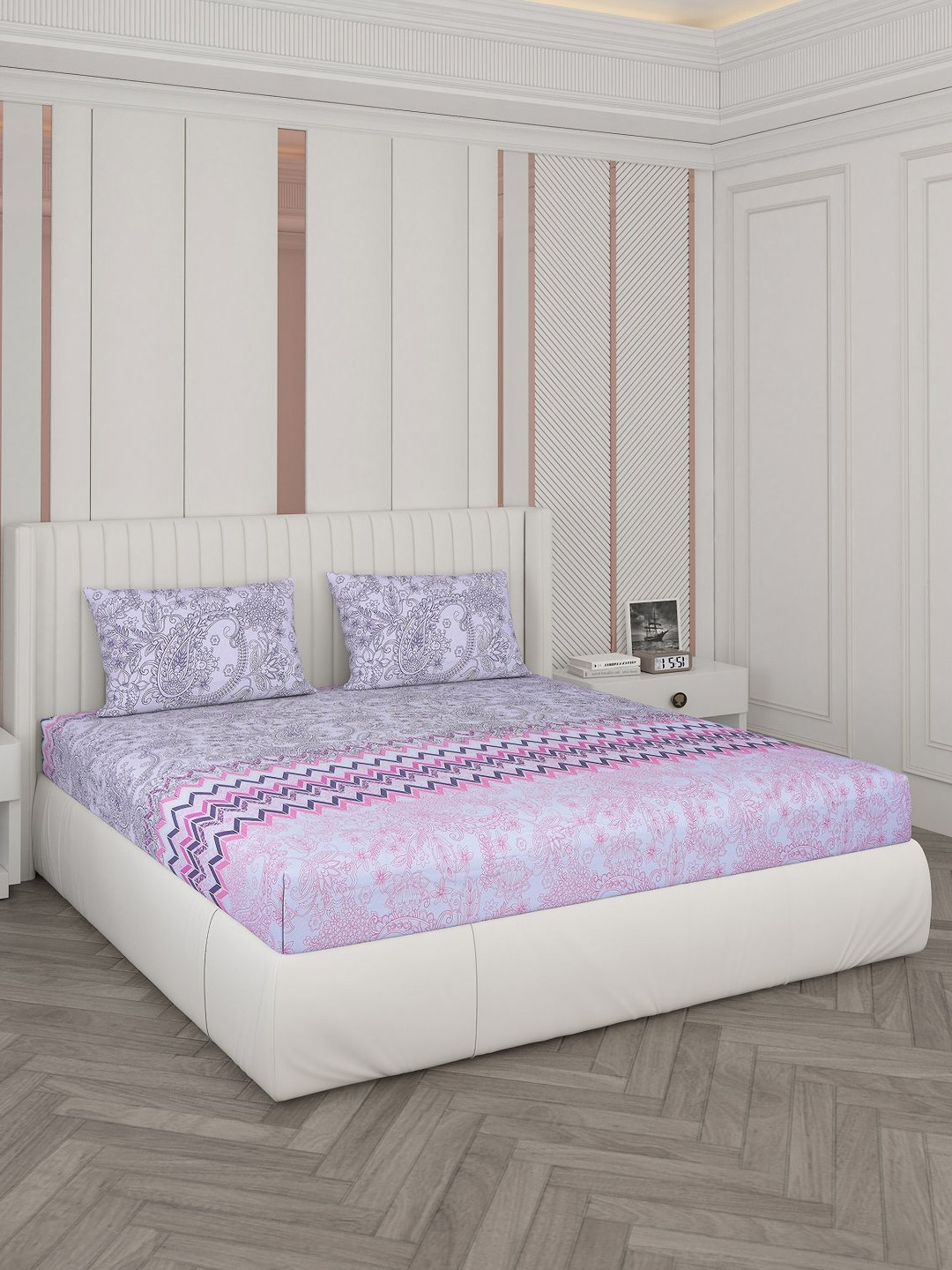 

Monte Carlo Blue & Pink Floral 104 TC Cotton Queen Bedsheet with 2 Pillow Covers