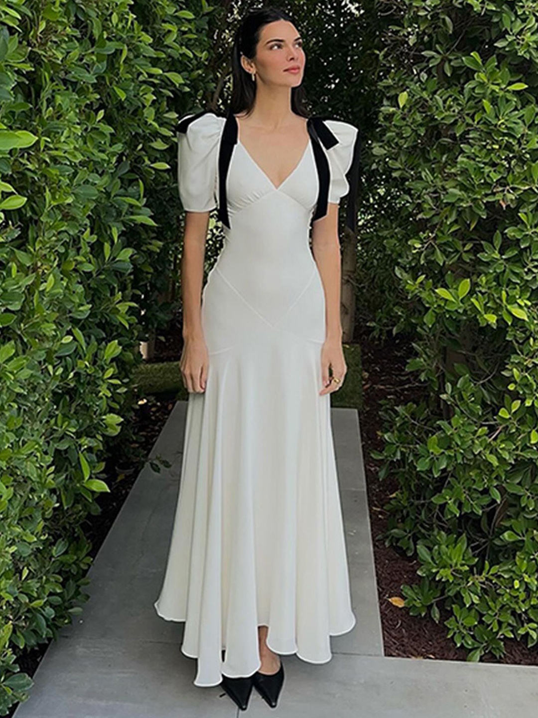 

LULU & SKY V-Neck Bowknot Detail Drop Waist Panelled Maxi Dress, White