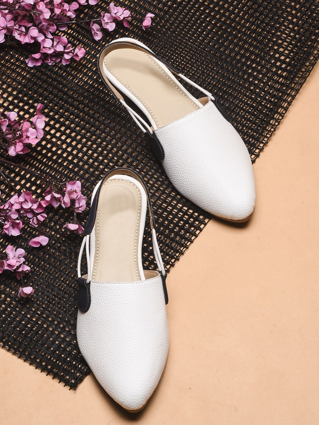 

Try Me Women Synthetic Ethnic Mules Flats, White